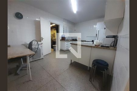 Casa à venda com 3 quartos, 172m² em Casa Branca, Santo André