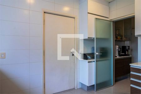 Apartamento à venda com 4 quartos, 205m² em Higienópolis, São Paulo