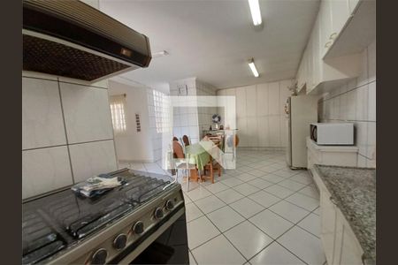 Casa à venda com 2 quartos, 180m² em Vila Gustavo, São Paulo