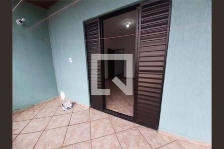 Casa à venda com 3 quartos, 120m² em Vila Yolanda, Osasco