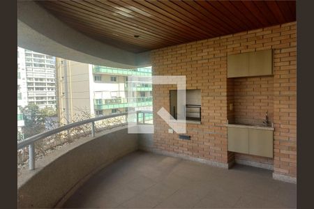 Apartamento à venda com 4 quartos, 243m² em Vila Uberabinha, São Paulo