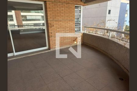 Apartamento à venda com 4 quartos, 243m² em Vila Uberabinha, São Paulo