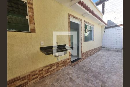 Casa à venda com 2 quartos, 170m² em Olaria, Rio de Janeiro