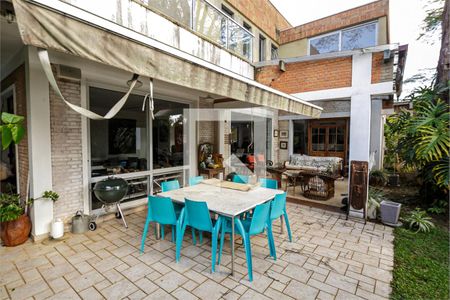 Casa de Condomínio à venda com 5 quartos, 520m² em Santo Amaro, São Paulo