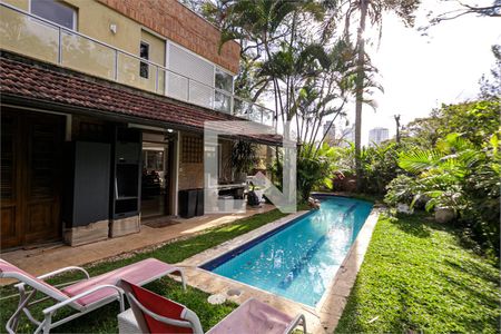 Casa de Condomínio à venda com 5 quartos, 520m² em Santo Amaro, São Paulo