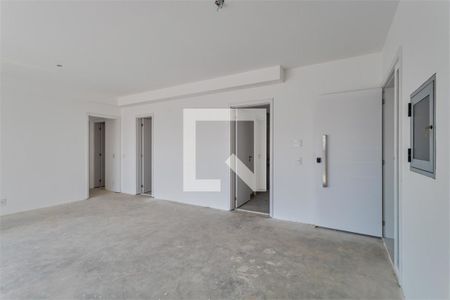 Apartamento à venda com 3 quartos, 121m² em Vila Sofia, São Paulo