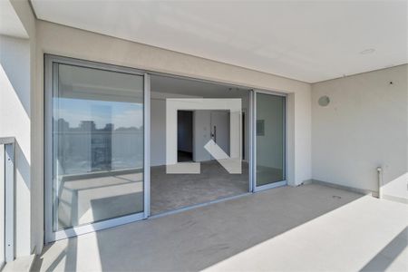 Apartamento à venda com 3 quartos, 121m² em Vila Sofia, São Paulo