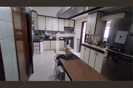 Apartamento à venda com 3 quartos, 183m² em Cidade Dutra, São Paulo