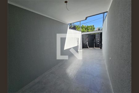 Casa à venda com 3 quartos, 100m² em Vila Divina Pastora, São Paulo