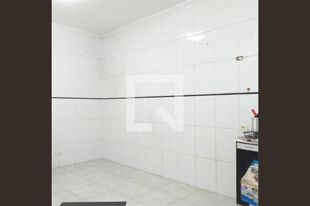 Casa à venda com 3 quartos, 120m² em Vila Romero, São Paulo