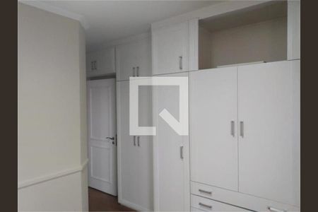 Apartamento à venda com 3 quartos, 65m² em Vila Invernada, São Paulo