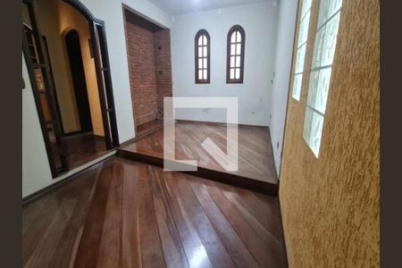 Casa à venda com 3 quartos, 218m² em Vila Formosa, São Paulo