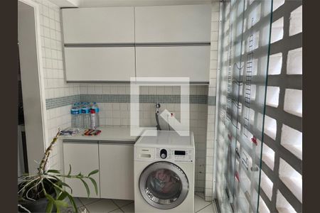 Apartamento à venda com 2 quartos, 135m² em Itaim Bibi, São Paulo