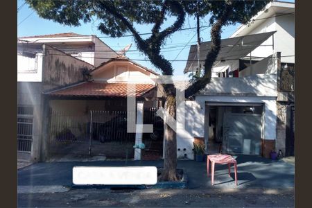 Casa à venda com 3 quartos, 261m² em Água Rasa, São Paulo