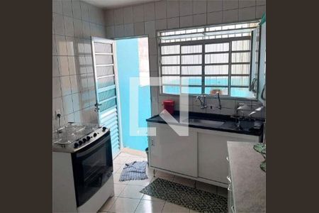 Casa à venda com 2 quartos, 64m² em Vila Barbosa, São Paulo