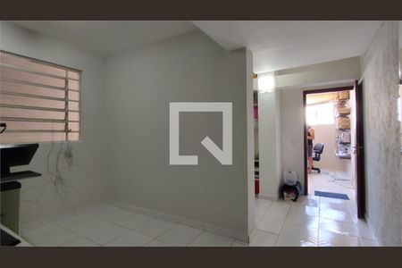 Casa à venda com 3 quartos, 116m² em Cidade Vargas, São Paulo