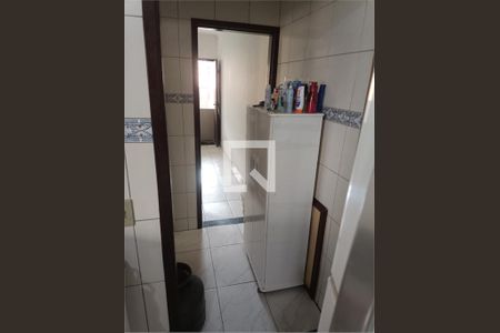 Casa à venda com 6 quartos, 230m² em Padroeira, Osasco