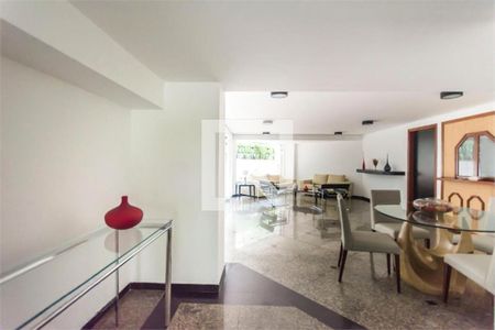 Apartamento à venda com 3 quartos, 160m² em Higienópolis, São Paulo