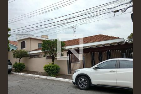 Casa à venda com 5 quartos, 225m² em Vila Nivi, São Paulo