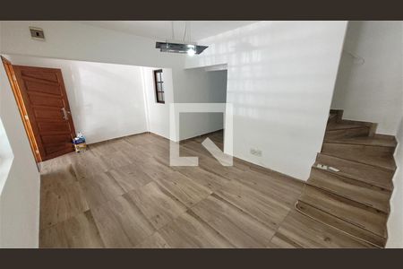 Casa à venda com 2 quartos, 114m² em Vila Constança, São Paulo