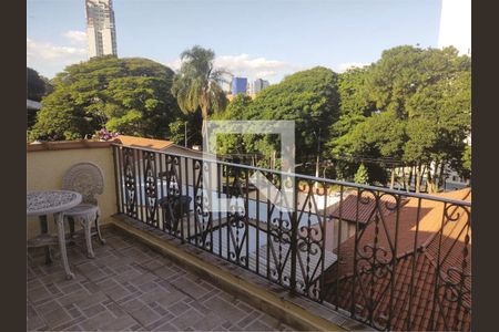 Casa à venda com 3 quartos, 300m² em Santana, São Paulo