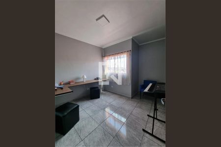 Casa à venda com 3 quartos, 125m² em Taboão, Diadema