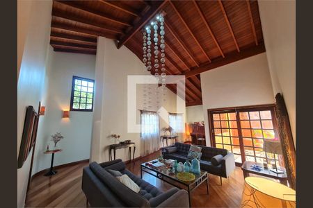 Casa à venda com 4 quartos, 199m² em Chácara Meyer, São Paulo