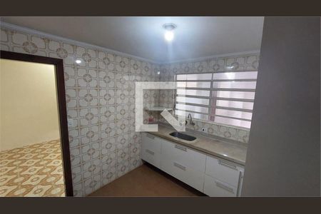 Casa à venda com 2 quartos, 130m² em Cidade São Francisco, São Paulo