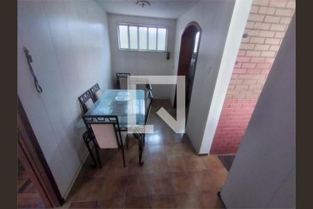 Casa à venda com 3 quartos, 113m² em Riachuelo, Rio de Janeiro