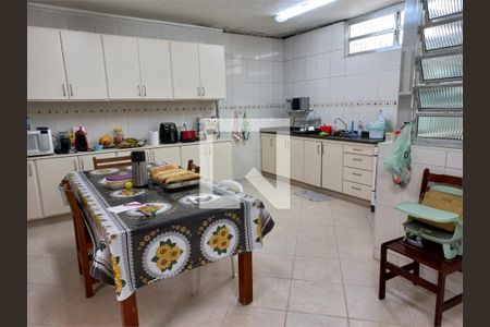 Casa à venda com 3 quartos, 288m² em Jaguaré, São Paulo