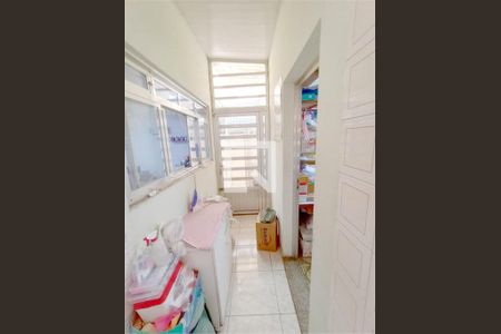 Casa à venda com 6 quartos, 190m² em Jardim Guairaca, São Paulo