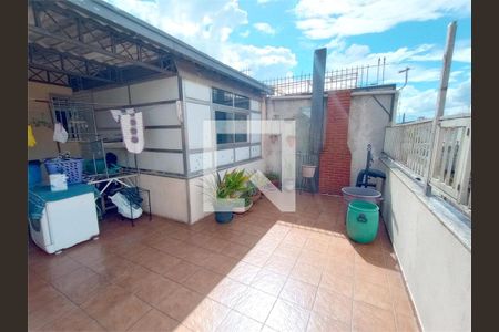 Casa à venda com 6 quartos, 190m² em Jardim Guairaca, São Paulo