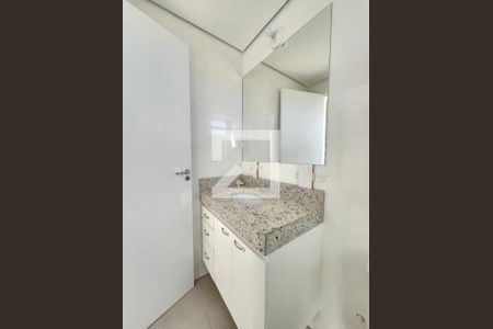 Banheiro da Suíte de apartamento para alugar com 3 quartos, 110m² em São Lucas, Belo Horizonte