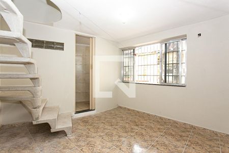 Sala de casa para alugar com 1 quarto, 70m² em Penha de França, São Paulo