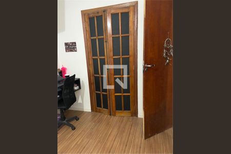 Casa à venda com 3 quartos, 184m² em Santo Antônio, Osasco