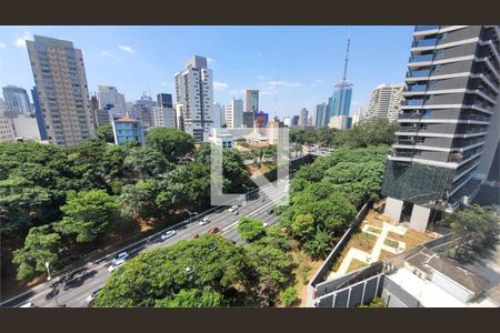 Apartamento à venda com 2 quartos, 68m² em Paraíso, São Paulo