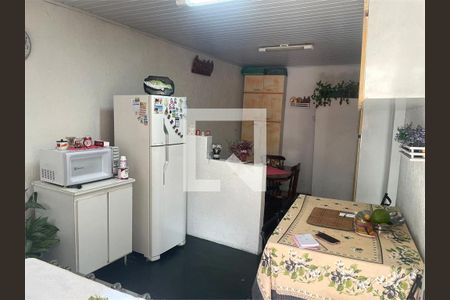 Casa à venda com 3 quartos, 90m² em Vila Romero, São Paulo