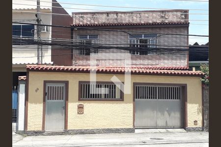 Casa à venda com 3 quartos, 137m² em Brás de Pina, Rio de Janeiro