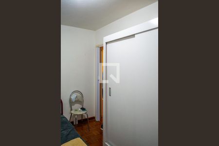 Quarto 2 de apartamento à venda com 2 quartos, 60m² em Cristal, Porto Alegre