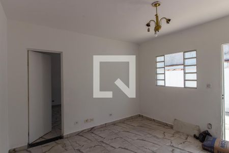 Sala de casa de condomínio para alugar com 1 quarto, 70m² em Vila Jacuí, São Paulo