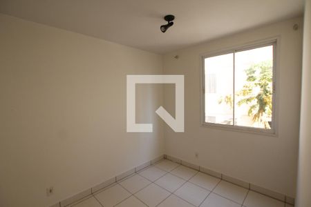 Quarto 2 de apartamento para alugar com 2 quartos, 44m² em Moinho dos Ventos, Goiânia