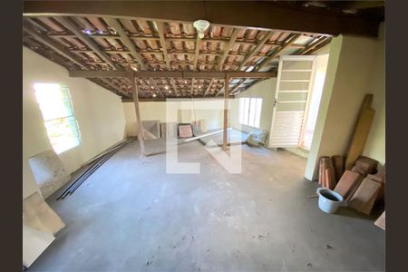 Casa à venda com 6 quartos, 354m² em Centro, Diadema