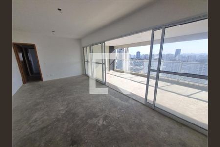 Apartamento à venda com 3 quartos, 135m² em Vila Bertioga, São Paulo