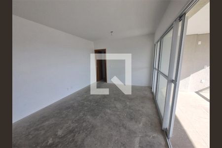 Apartamento à venda com 3 quartos, 135m² em Vila Bertioga, São Paulo