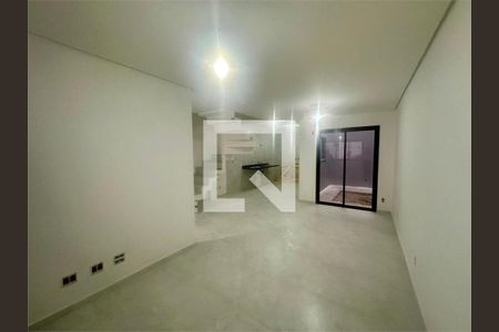 Casa à venda com 3 quartos, 122m² em Jardim das Laranjeiras, São Paulo