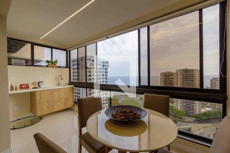 Varanda de apartamento à venda com 2 quartos, 70m² em Barra da Tijuca, Rio de Janeiro