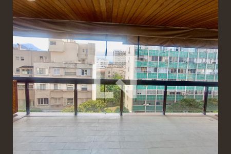 Sala vista de apartamento à venda com 5 quartos, 230m² em Leblon, Rio de Janeiro