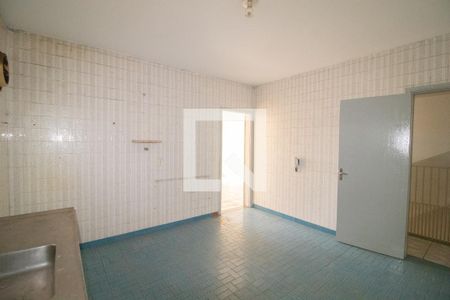 Cozinha  de apartamento para alugar com 1 quarto, 35m² em Vila Guilherme, São Paulo