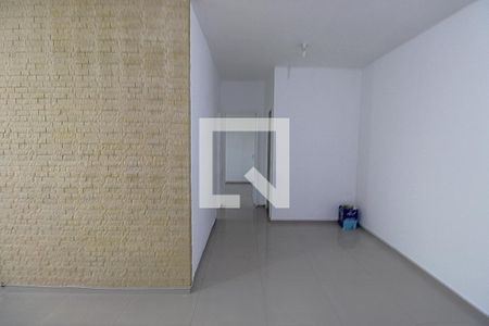 Corredor de apartamento para alugar com 2 quartos, 55m² em Cascadura, Rio de Janeiro