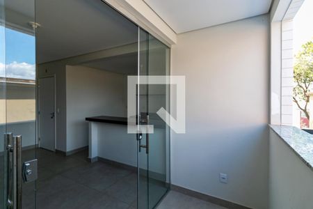 Sacada de apartamento à venda com 3 quartos, 75m² em Renascença, Belo Horizonte